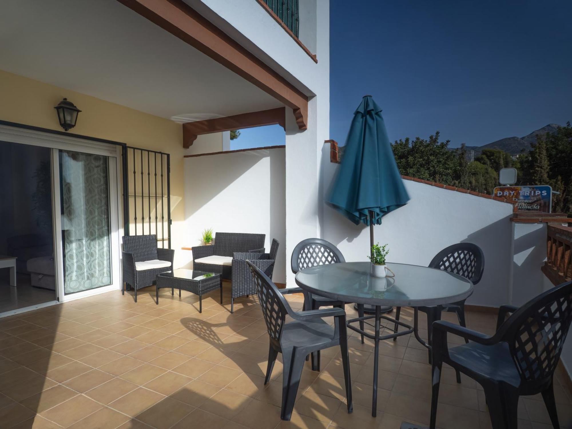Apartamentos Chimenea Нерха Екстер'єр фото